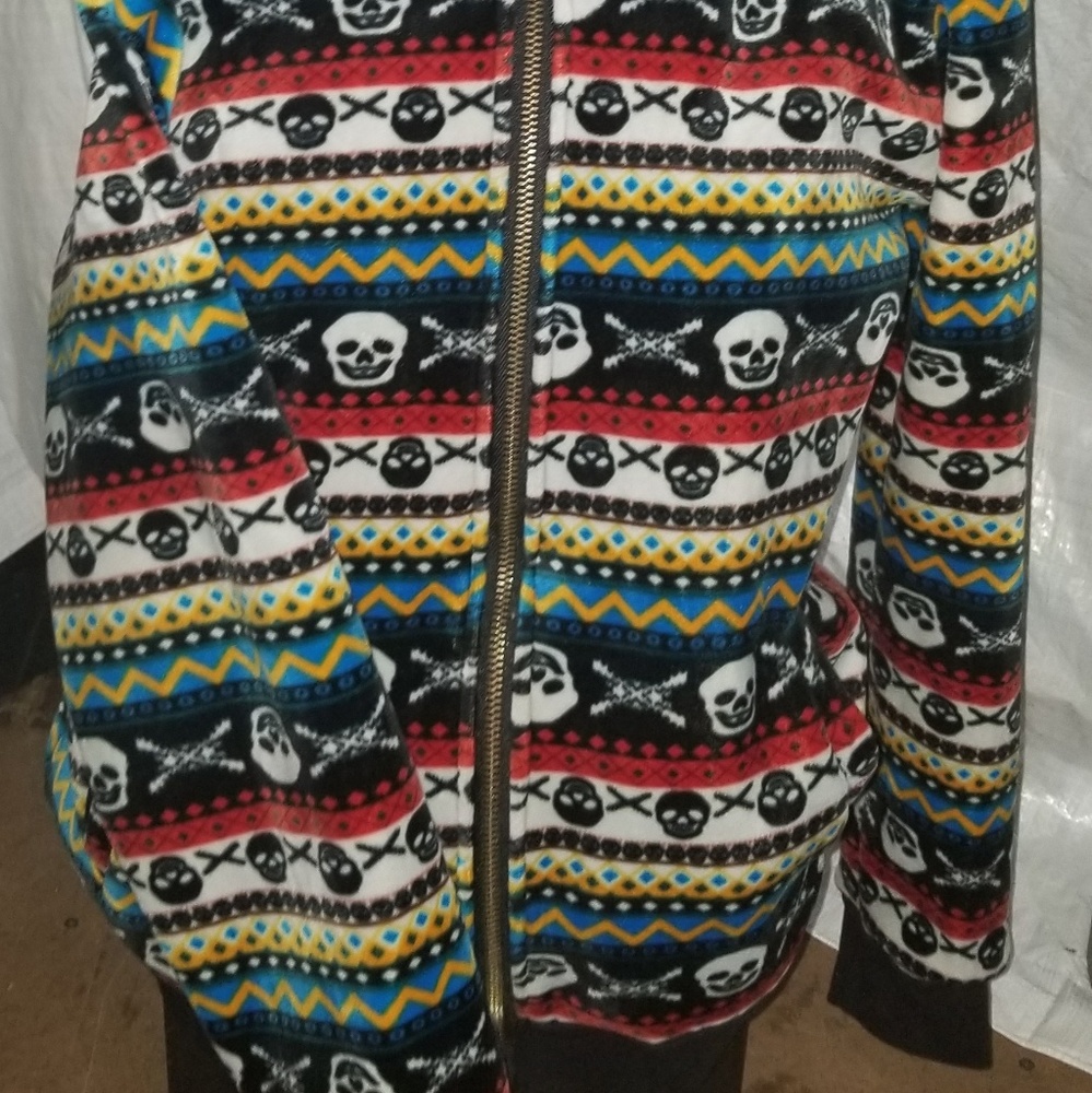 Sweater - Picture 4 of 5